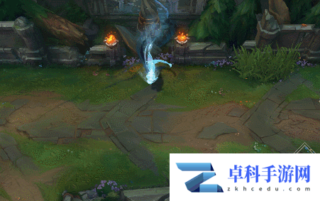 《英雄联盟》凯隐纯白之月皮肤价格及特效展示