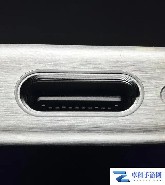 iphone15 USB-C不可采用加密限制充电速度